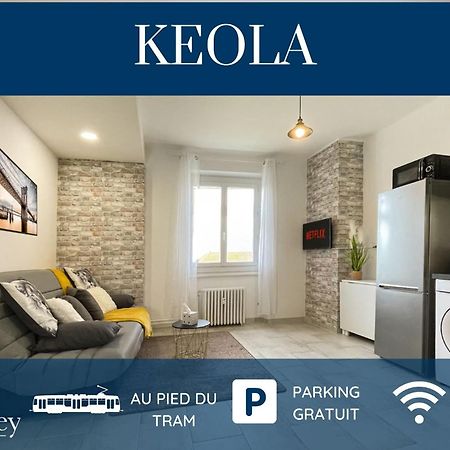HOMEY KEOLA - Parking privé gratuit - Aux portes de Genève - Au pied du tram - Appartement avec 1 chambre et un grand salon avec un canapé-lit Ambilly Exterior foto